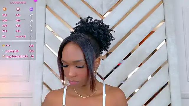 Freechat Agatha-Adams on StripChat