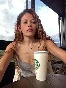 alana15 — MAKE ME WET