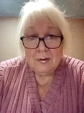 Alexia64231 — Freechat on StripChat