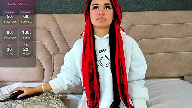 Freechat alice_foxred on StripChat