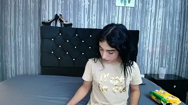 Freechat Alicee_Moonn on StripChat