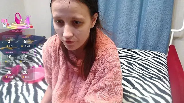 Freechat alisacucumber on StripChat