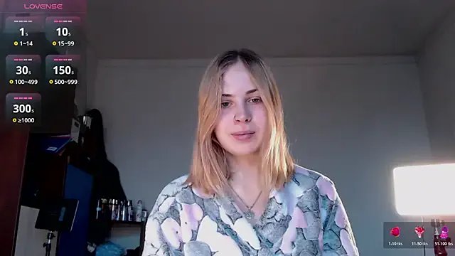 Freechat Alismoona on StripChat