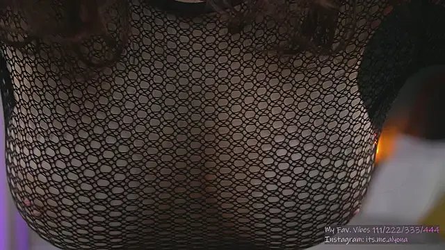 Freechat Alyonaqueen_ on StripChat