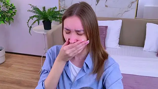 Freechat AmadaReine on StripChat