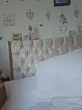 Freechat Angeldelightt on StripChat