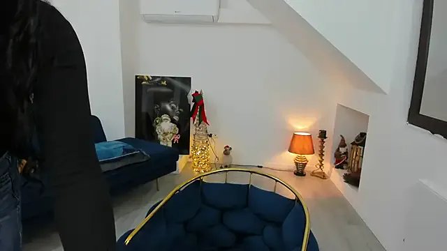 Freechat AnyaEvy on StripChat