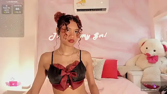 Freechat Aprillbrunette on StripChat