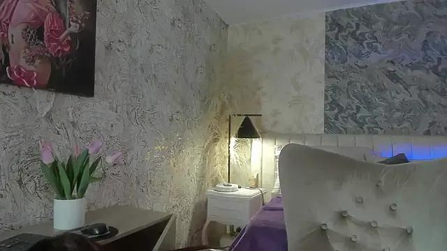 Arianaa_collins — Freechat on StripChat