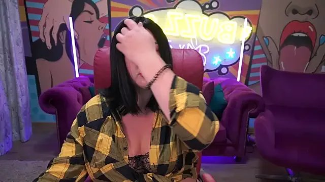 Freechat ArianaDarkk on StripChat