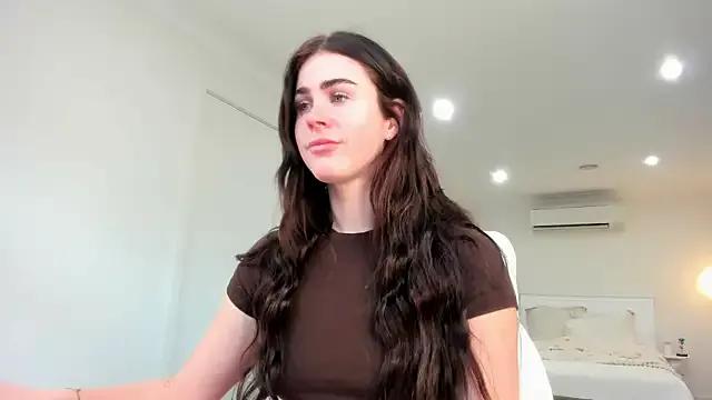 Group aus_queen on StripChat