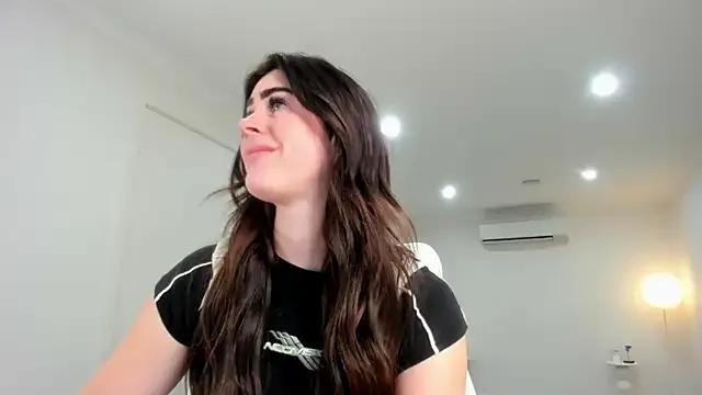 Group aus_queen on StripChat