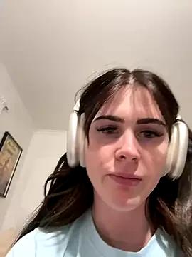 Group aus_queen on StripChat