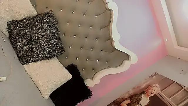 Freechat BabyAmatiis_ on StripChat