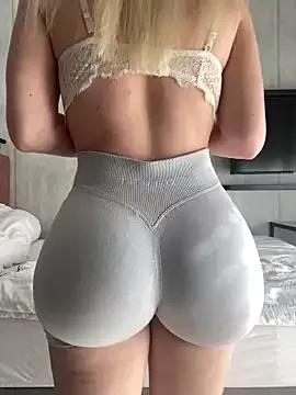 Group Barbieblondine on StripChat