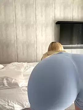 Group Barbieblondine on StripChat