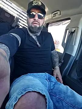 Freechat Beardedtattood on StripChat