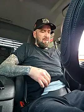 Freechat Beardedtattood on StripChat