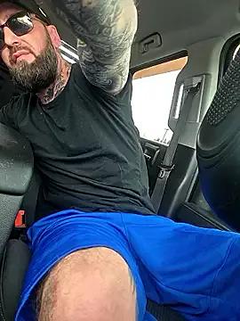 Freechat Beardedtattood on StripChat
