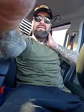 Freechat Beardedtattood on StripChat