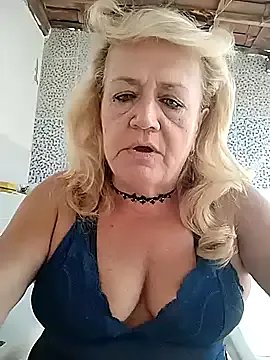 Belladama61 on StripChat 