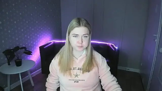 Freechat BettyBloom69 on StripChat