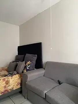 Freechat beverlyxxxx on StripChat