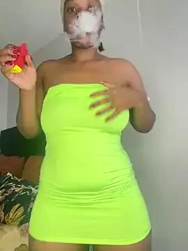 Freechat beverlyxxxx on StripChat