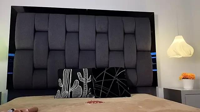 StripChat Calipso_Parisi is Freechat Calipso_Parisi — makes me moan with pleasure