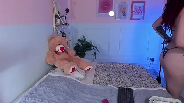 Camila_Rivers on StripChat