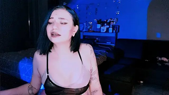 Freechat candy_lina on StripChat