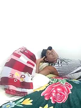 Freechat casal7722 on StripChat