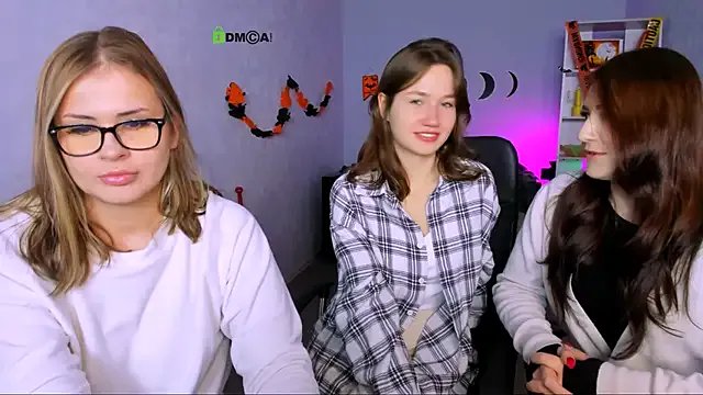 Freechat catherine_kitty on StripChat