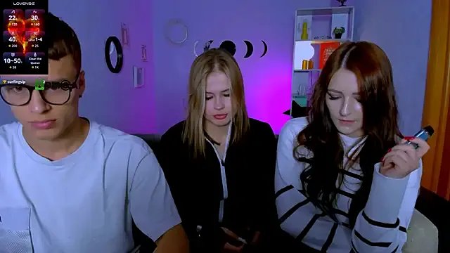 Freechat catherine_kitty on StripChat