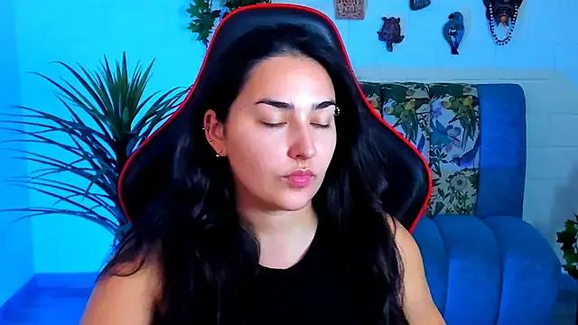 Freechat CeceliaJohnson on StripChat