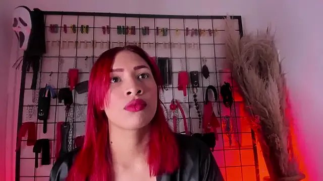 Freechat charrlotte_quinn on StripChat