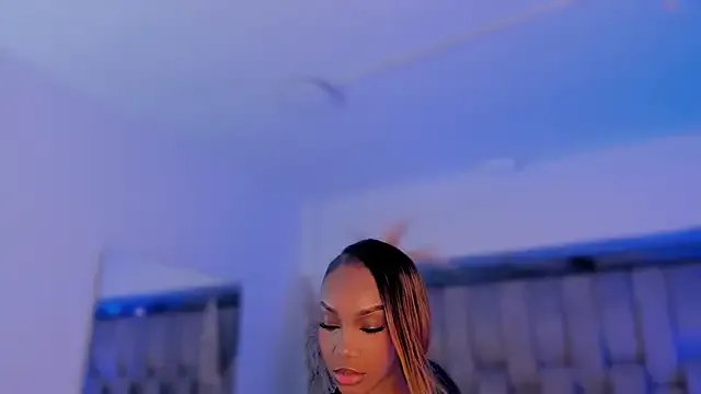 Freechat ChaynnaCooper on StripChat