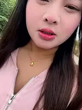 Freechat chenyu0308 on StripChat