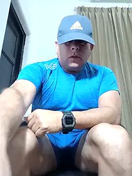 chicoguapo8 on StripChat 