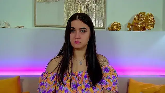 Freechat ChristinaMilton on StripChat