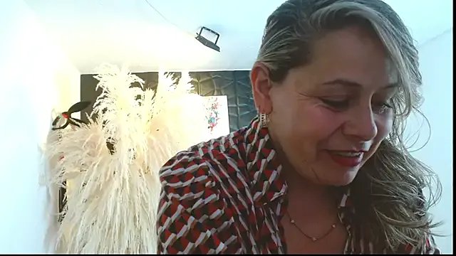 Freechat CINTHIA1609 on StripChat