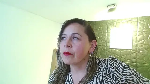 Freechat CINTHIA1609 on StripChat