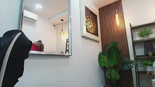 Freechat Coral_Lise on StripChat