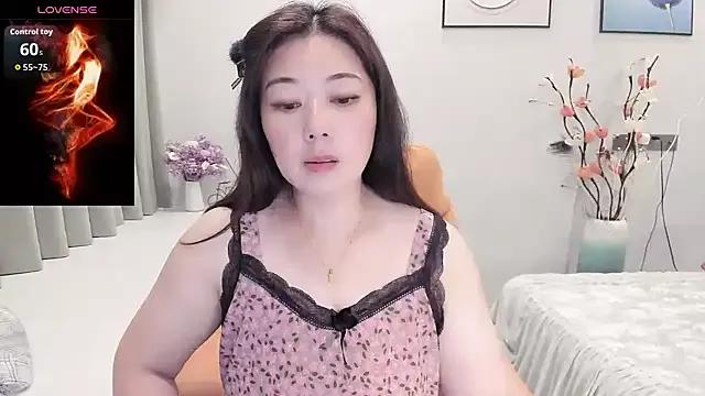 Freechat Crystal_Wings on StripChat