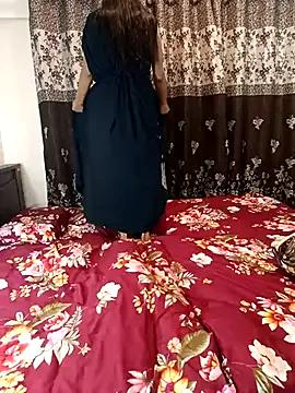 Freechat Cute-Bhavya on StripChat