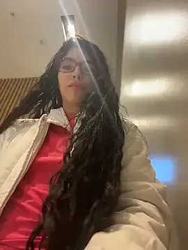 dani_bela — Group on StripChat