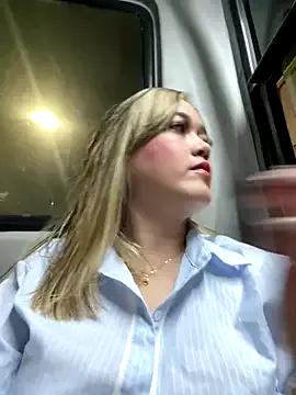 StripChat Danielavegax is Freechat Danielavegax — WARM UP MY PUSSY AT THE DISCO