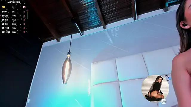 danii_hill_ — BOUNCING MY BOOBS + SPIT