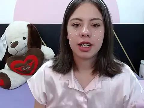 DanniAbbey on StripChat 