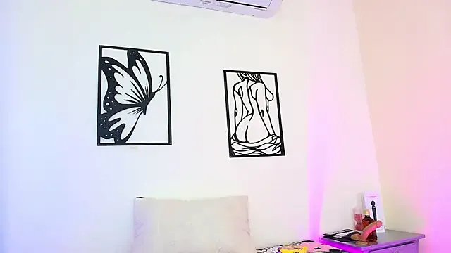 Freechat DARELYN_REED_ on StripChat